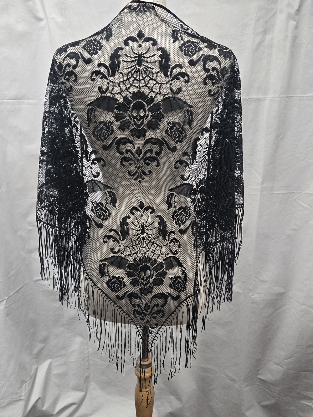 Heritage Lace Skull Goth Shawl